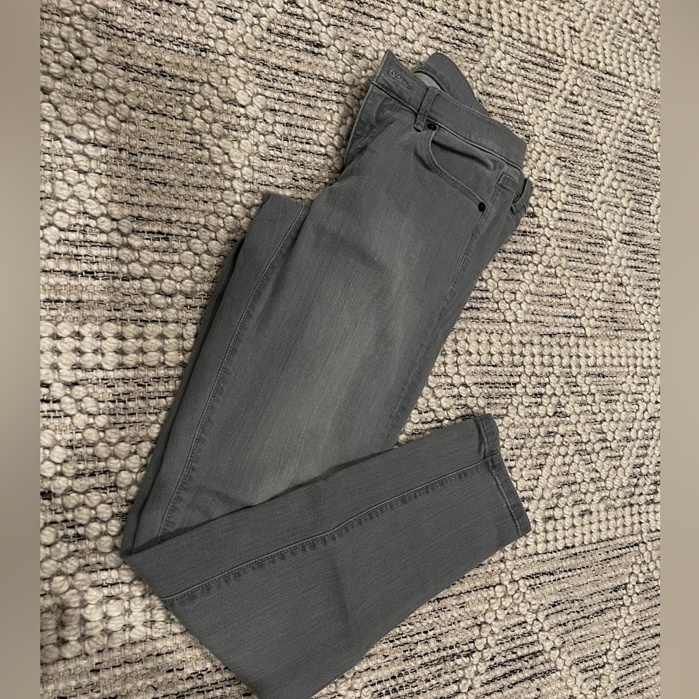 LOFT modern skinny jeans